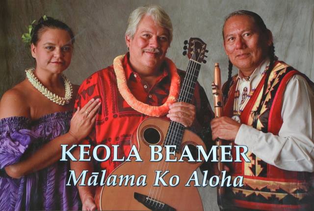 Knar School Learns to Uke