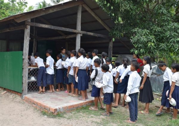 Food Program Launched at Knar Village Learning Center