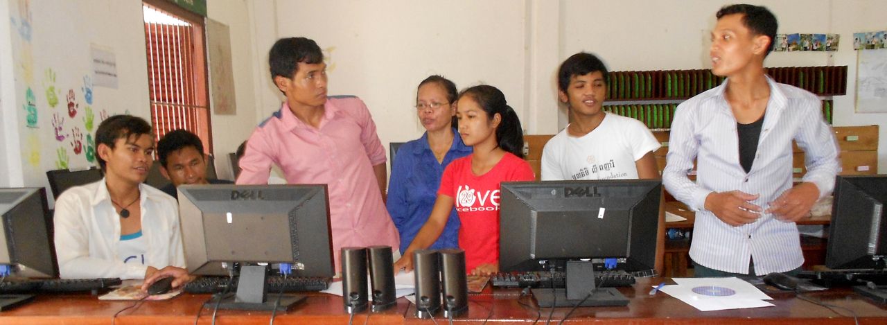 Ravuth with Tech Team doing the Tchey Install