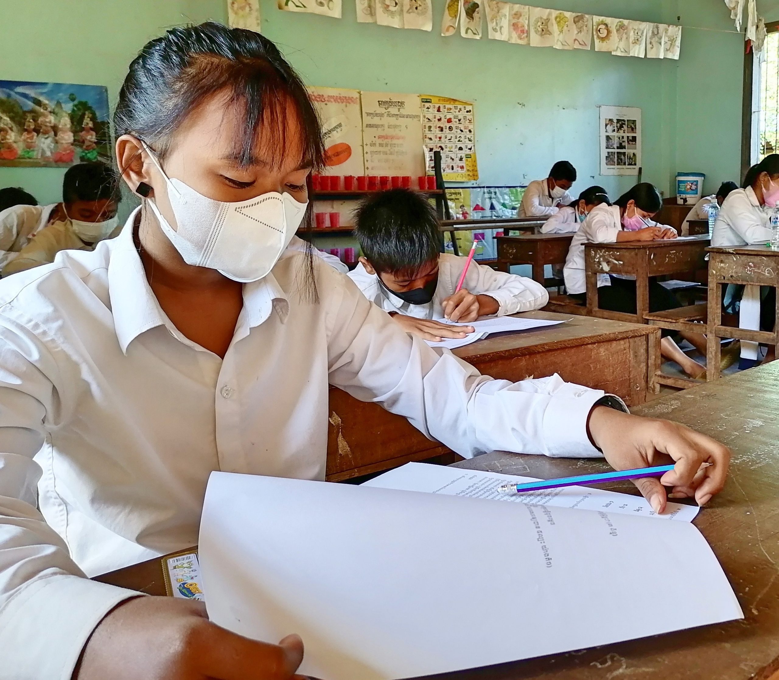 Grade 6 exam student