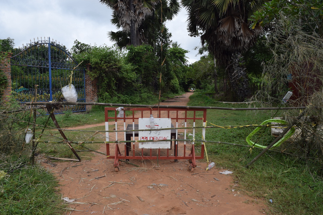 Red zone blockades at Tchey
