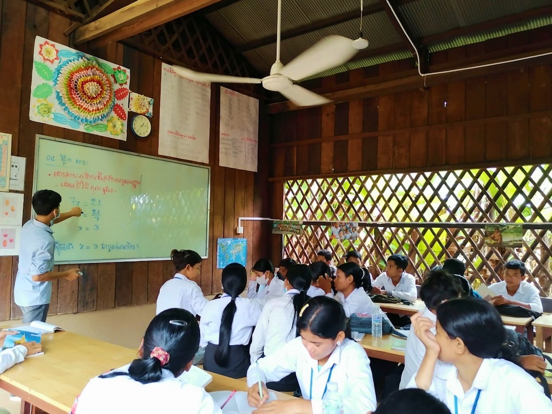 Srayang remedial class with Nonn Srayang remedial class with Nonn