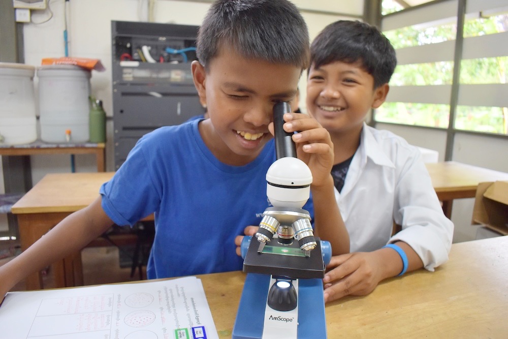 Switching on Young Brains to Science