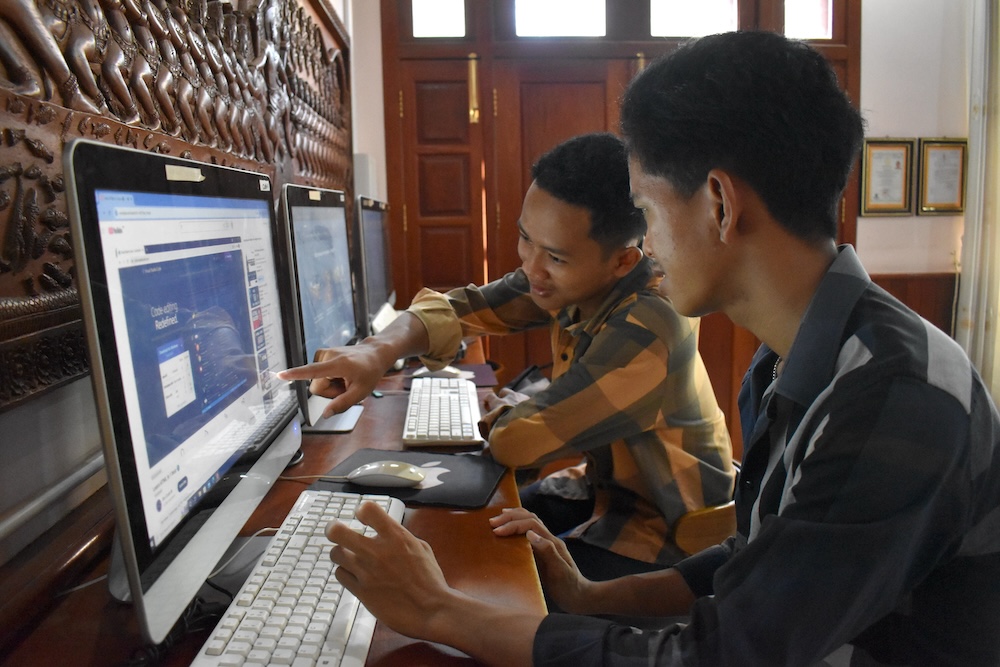 Bridging The Digital Divide For Disadvantaged Students
